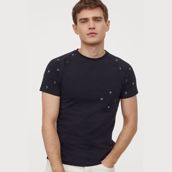 H&M TEE (Men) - Picture 3 of 4